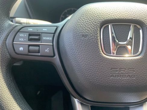 Used 2024 Honda CR-V EX image 8