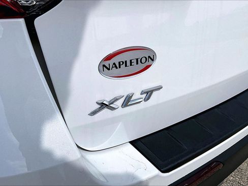Used 2023 Ford Explorer XLT w/ Equipment Group 202A AWD/4WD image 9