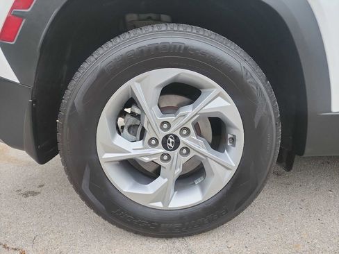 Used 2022 Hyundai Tucson SEL FWD image 12