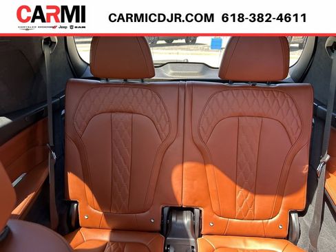 Used 2021 BMW X7 M50i AWD/4WD image 44