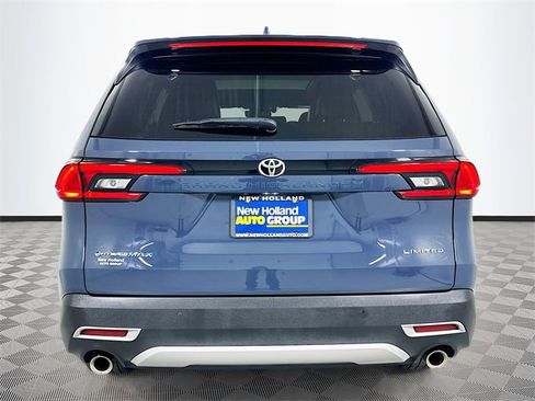 Used 2024 Toyota Grand Highlander AWD Hybrid image 6