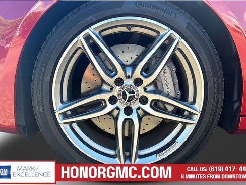 Used 2019 Mercedes-Benz E 300 image 32