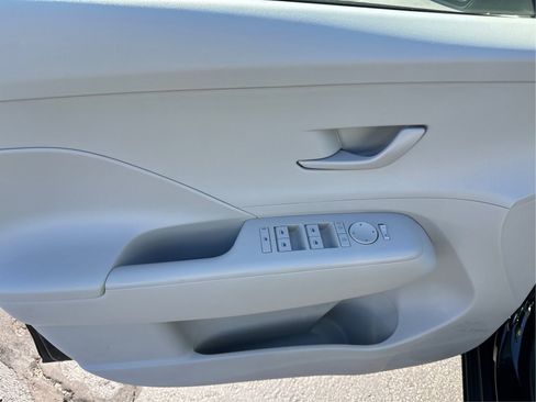 Certified 2024 Hyundai Kona SEL FWD image 20