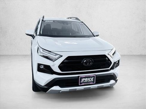 Used 2024 Toyota RAV4 Adventure image 3