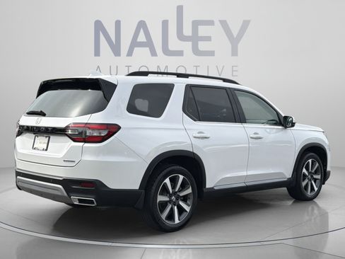 Certified 2023 Honda Pilot Touring image 5