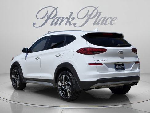 Used 2019 Hyundai Tucson Sport w/ Cargo Package FWD image 3