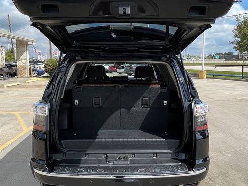 Used 2014 Toyota 4Runner Limited image 12