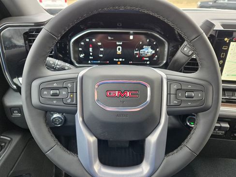 New 2026 GMC Sierra 1500 Elevation image 22