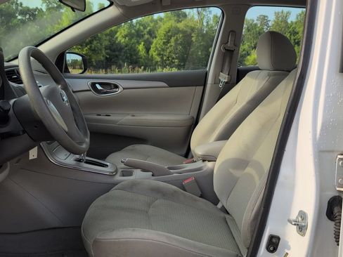 Used 2014 Nissan Sentra S FWD image 11