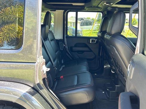 Used 2020 Jeep Wrangler Unlimited Rubicon AWD/4WD image 12