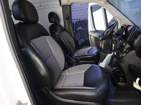 Used 2023 RAM ProMaster 2500 w/ Driver Convenience Group image 13