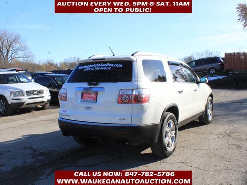 Used 2011 GMC Acadia SLE image 4