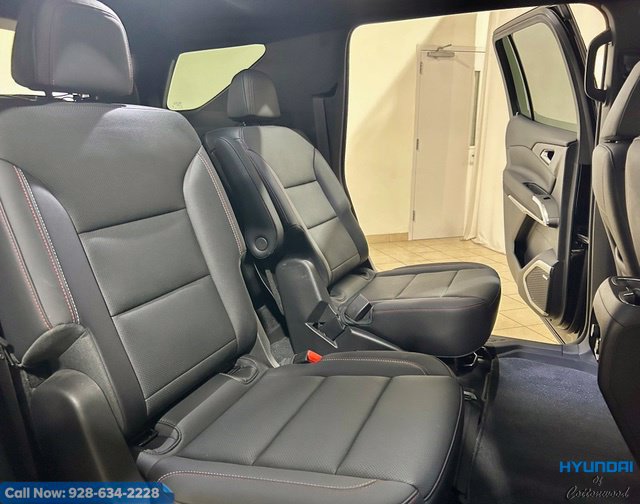 Used 2025 Chevrolet Traverse Z71 w/ Enhanced Driving Package AWD/4WD image 27