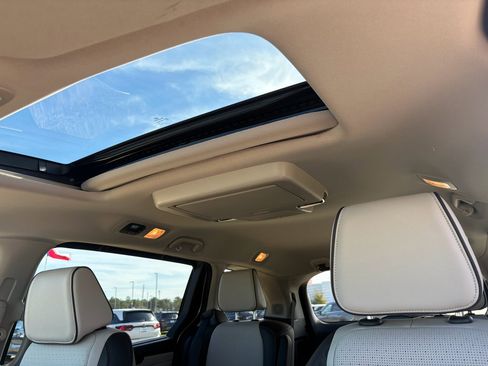 Certified 2026 Honda Odyssey Elite image 27