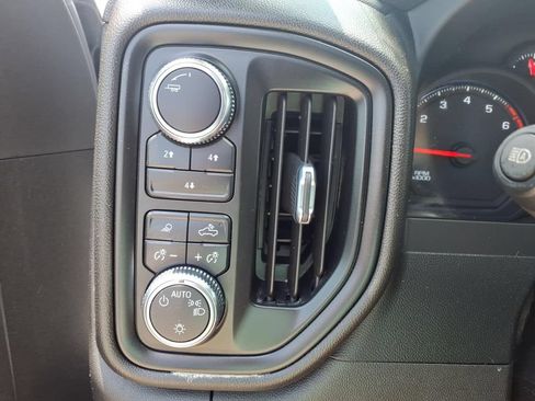Used 2024 GMC Sierra 2500 Pro w/ Convenience Package AWD/4WD image 11