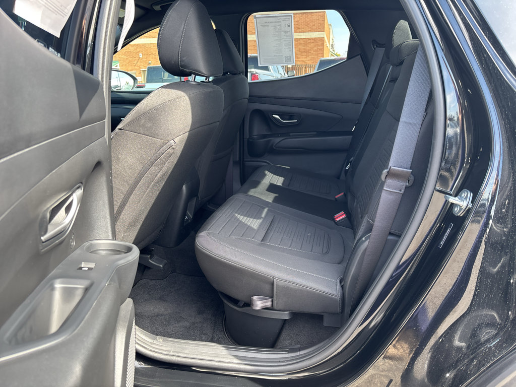 Certified 2025 Hyundai Santa Cruz SE AWD/4WD image 11