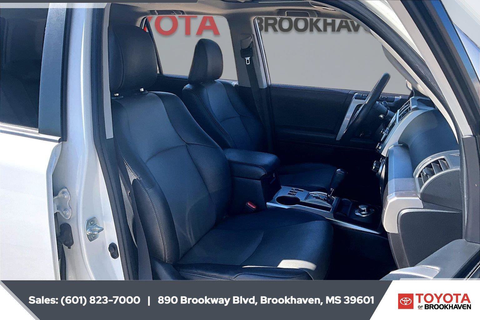 Used 2021 Toyota 4Runner SR5 Premium w/ Moonroof Package AWD/4WD image 6