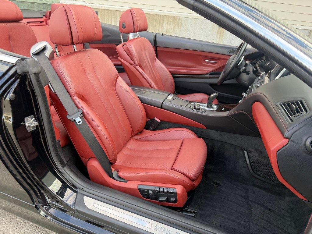Used 2012 BMW 650i Convertible RWD image 29