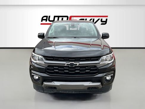 Used 2022 Chevrolet Colorado LT w/ LT Convenience Package AWD/4WD image 2