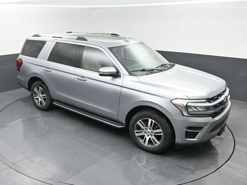 Used 2023 Ford Expedition Limited RWD image 38