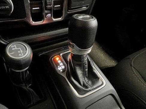 Certified 2024 Jeep Wrangler Sport S image 13