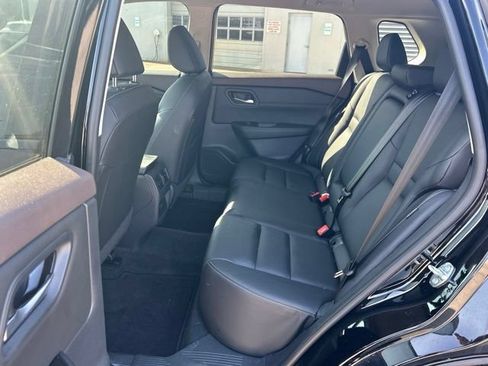 Used 2023 Nissan Rogue SL FWD image 19
