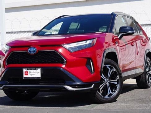 Used 2024 Toyota RAV4 XSE image 3