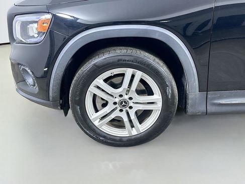 Used 2023 Mercedes-Benz GLB 250 image 8