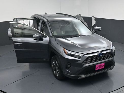 Used 2024 Toyota RAV4 Limited image 24