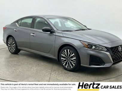 Used 2025 Nissan Altima 2.5 SV