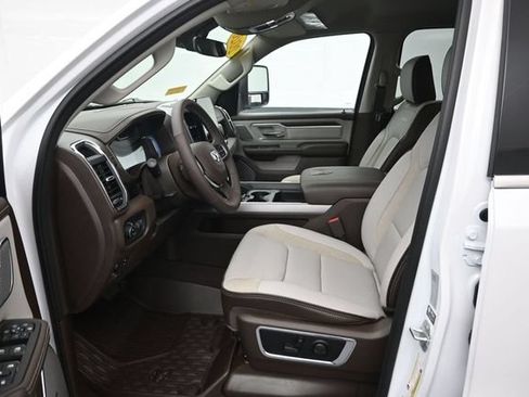 Used 2026 RAM 1500 Laramie w/ Advanced Safety Group II AWD/4WD image 9