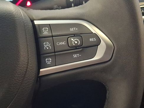 Certified 2025 Jeep Compass Limited AWD/4WD image 21