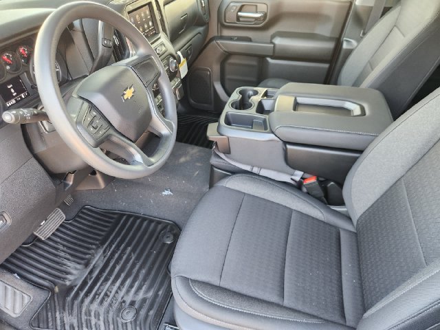 New 2026 Chevrolet Silverado 2500 Custom w/ Custom Value Package AWD/4WD image 4