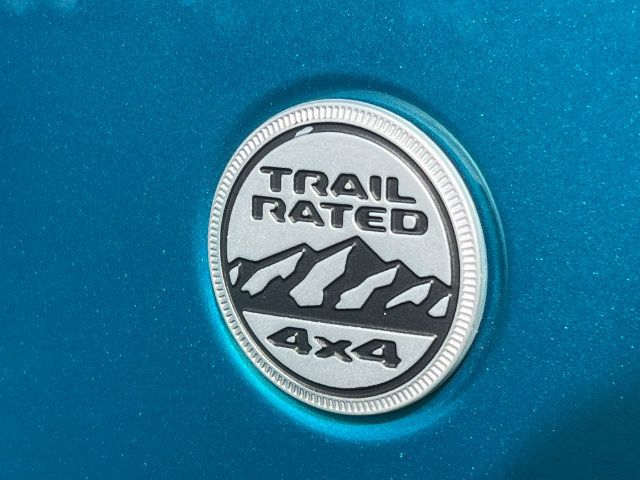 Used 2020 Jeep Wrangler Unlimited Sahara AWD/4WD image 9