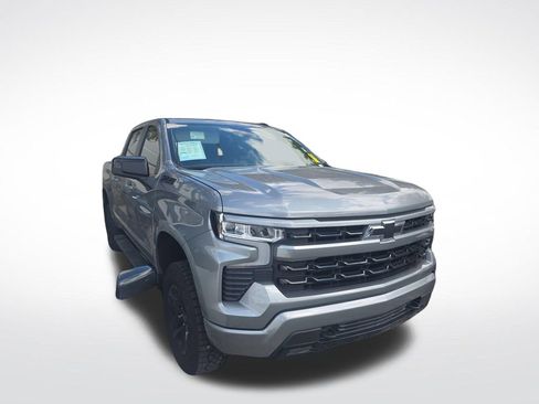 Used 2024 Chevrolet Silverado 1500 RST image 3