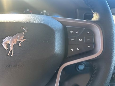 New 2025 Ford Bronco Badlands image 19