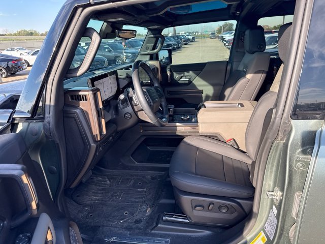 Used 2024 GMC Hummer EV 3X AWD/4WD image 16