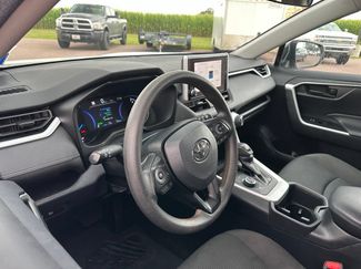 Used 2023 Toyota RAV4 LE AWD/4WD video 2