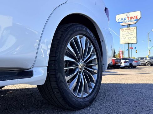 Used 2021 INFINITI QX80 Sensory w/ All-Season Package image 10