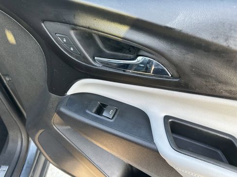 Used 2019 Chevrolet Equinox Premier image 43