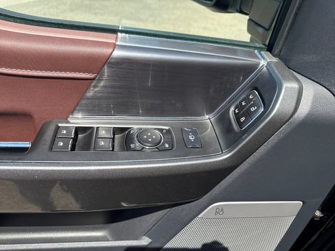 Used 2023 Ford F150 Lariat AWD/4WD image 11