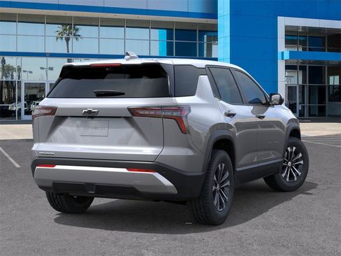 New 2026 Chevrolet Equinox LT w/ Safety and Technology Package image 4