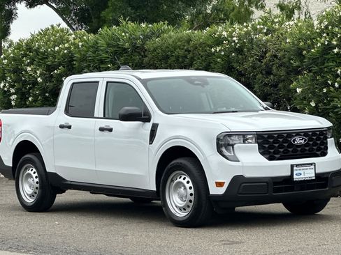 New 2026 Ford Maverick XL image 11