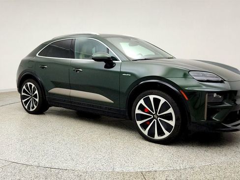 Used 2024 Porsche Macan Turbo Electric AWD/4WD image 3
