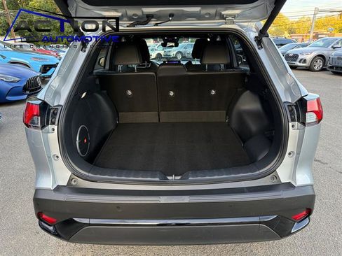Used 2023 Toyota Corolla Cross HYBRID XSE image 17