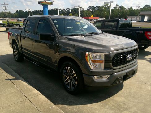 Used 2021 Ford F150 XL w/ STX Appearance Package image 5