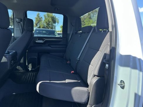 Used 2024 Chevrolet Silverado 3500 LT w/ Convenience Package image 15