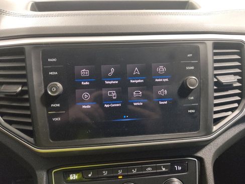 Used 2021 Volkswagen Atlas Cross Sport SE AWD/4WD image 25