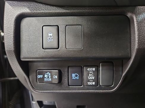 Used 2023 Toyota Tacoma TRD Sport image 22