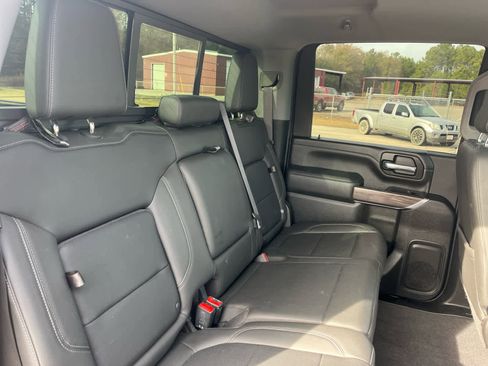 Used 2020 Chevrolet Silverado 2500 LTZ w/ LTZ Premium Package image 15